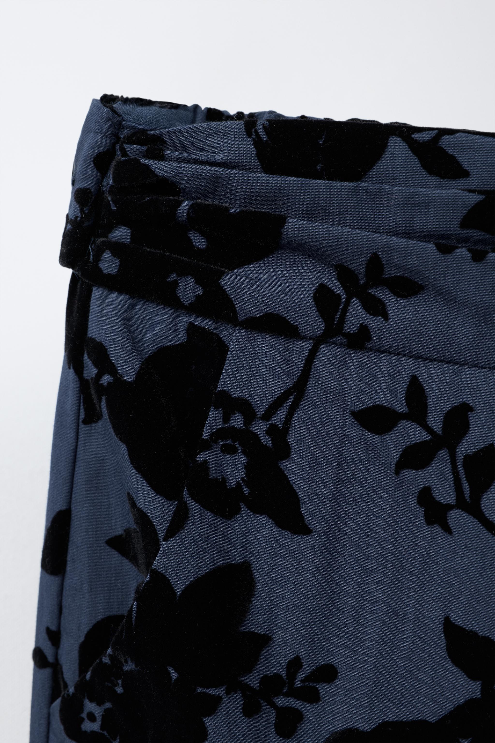 FLOCKED FLORAL STRAIGHT LEG PANTS